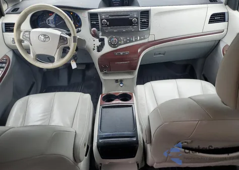 2011 Toyota Sienna Xle from USA, damaged, VIN 5TDYK3DC3BS107742